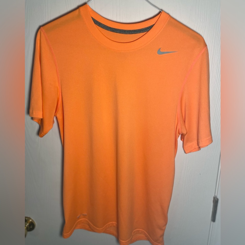 Nike Dri Fit Legend Tee